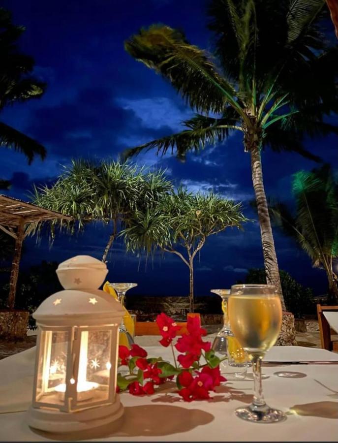 Palumboreef Beach Resort Uroa Dış mekan fotoğraf